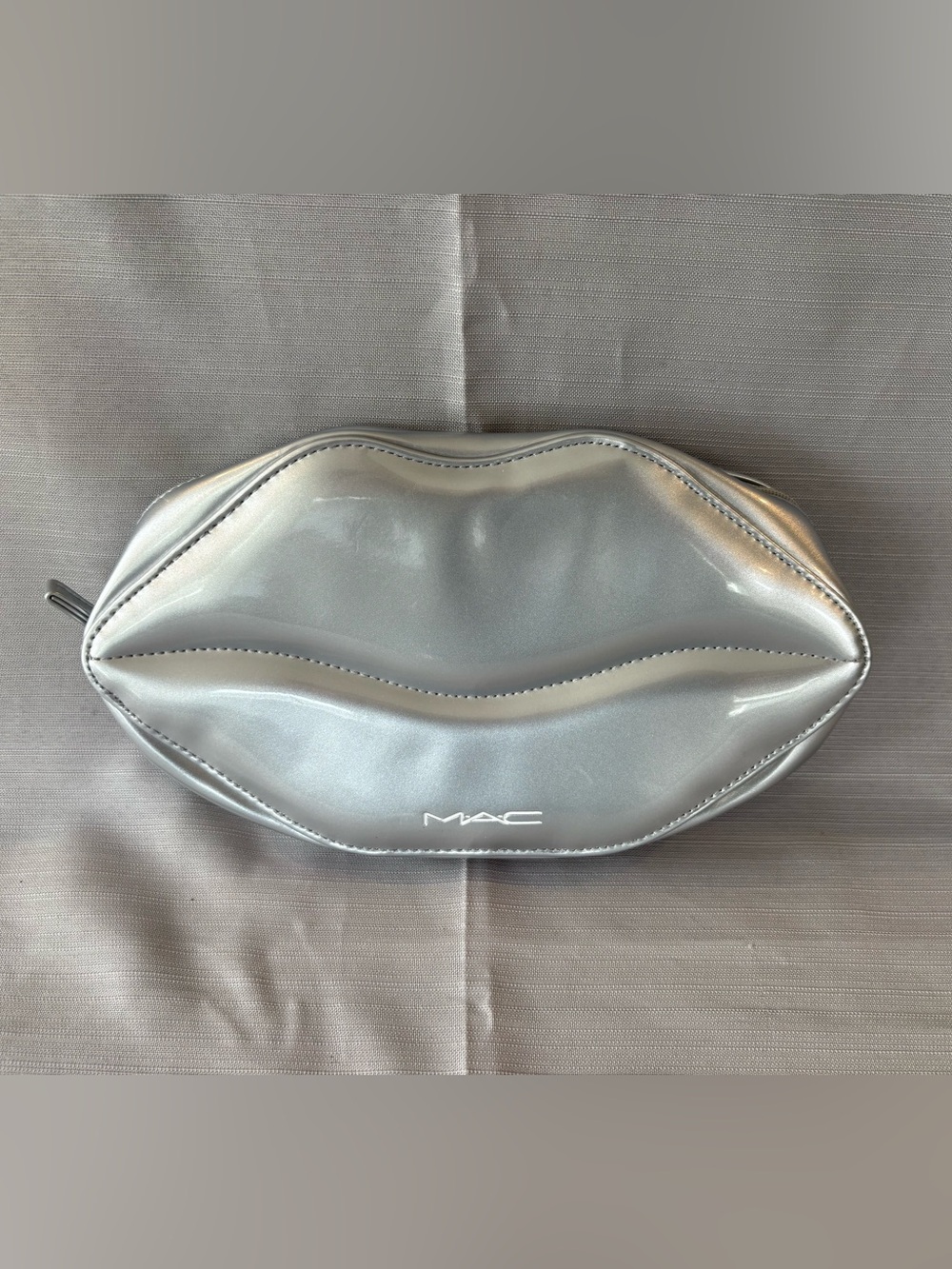 MAC Cosmetics Metallic Silver Lip-Shaped Makeup Pouch